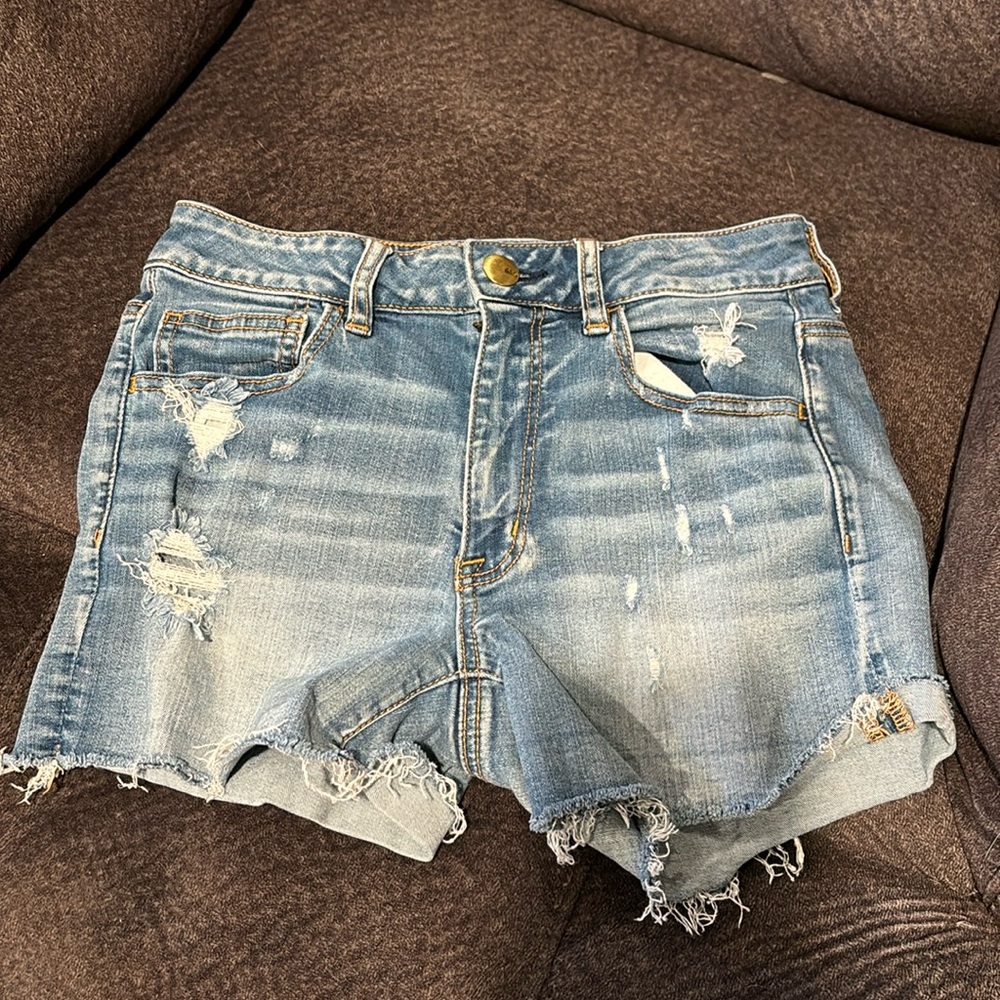 American Eagle jean shorts size 6